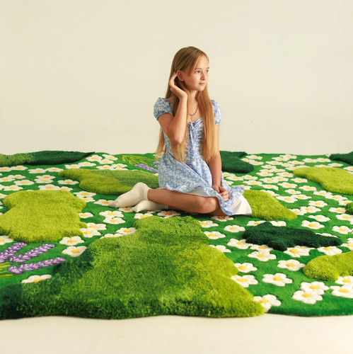 Hand tufted flower - tufted, rug,